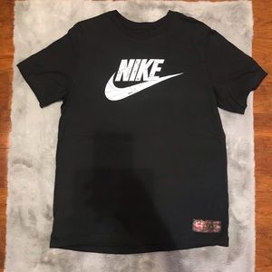 Nike Graphic T-Shirt